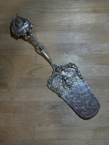 Antique solid continental